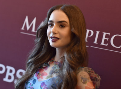 Lily Collins Poster 3857925
