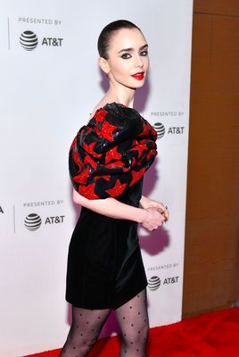 Lily Collins Poster 3857946