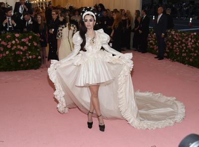 Lily Collins Poster 3858023