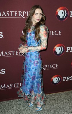 Lily Collins Poster 3858025