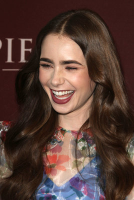 Lily Collins Poster 3858041
