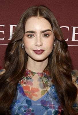 Lily Collins Poster 3858043
