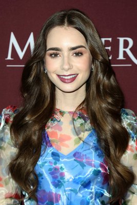 Lily Collins Poster 3858065