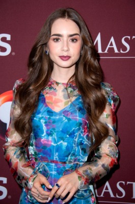 Lily Collins Poster 3858074