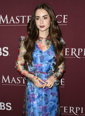 Lily Collins Poster 3858108