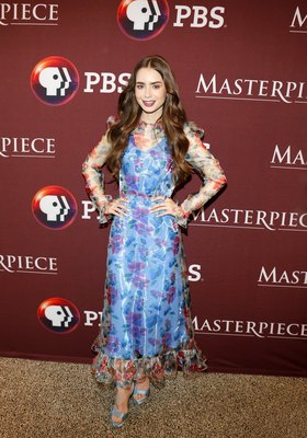 Lily Collins Poster 3858120
