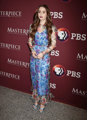 Lily Collins Poster 3858125