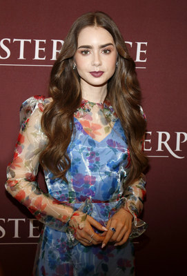 Lily Collins Poster 3858145