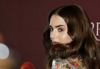 Lily Collins Poster 3858187
