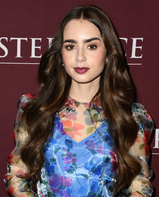 Lily Collins Poster 3858188