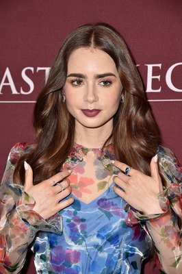 Lily Collins Poster 3858219