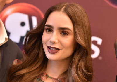 Lily Collins Poster 3858224