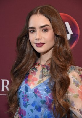 Lily Collins Poster 3858226
