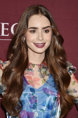 Lily Collins Poster 3858273