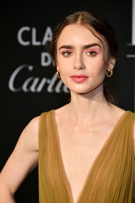 Lily Collins Poster 3878018