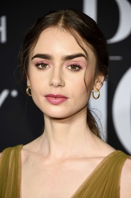 Lily Collins Poster 3878030