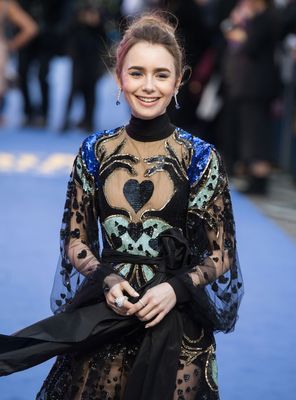 Lily Collins Poster 3878031