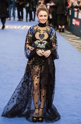Lily Collins Poster 3878044