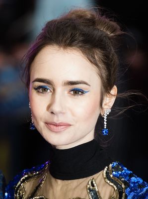 Lily Collins Poster 3878051