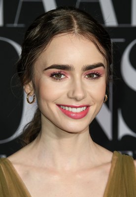 Lily Collins Poster 3878068