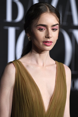 Lily Collins Poster 3878072