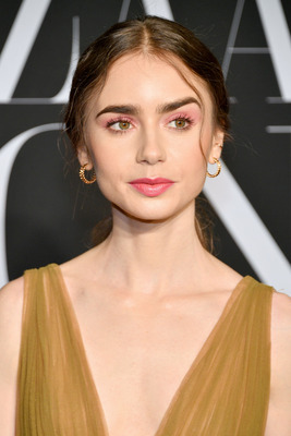 Lily Collins Poster 3878078