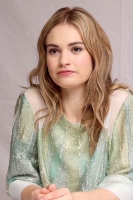 Lily James Poster 2475073