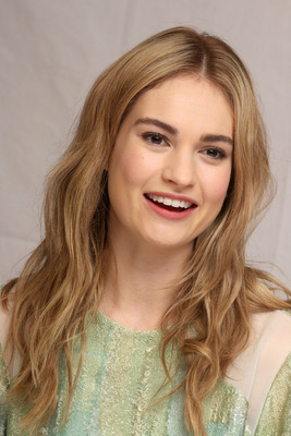 Lily James Poster 2475074
