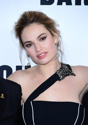 Lily James Poster 2927816