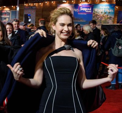 Lily James Poster 2927833