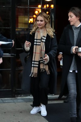 Lily James Poster 2927879