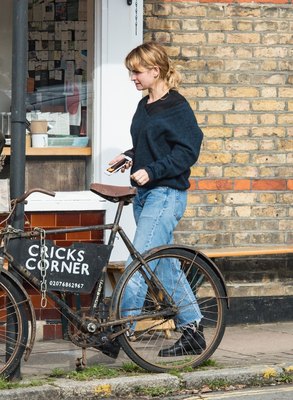 Lily James Poster 3166173
