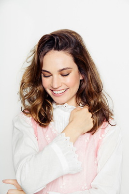 Lily James Poster 3654662