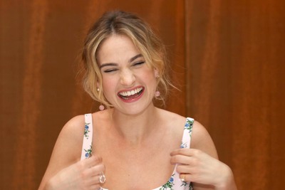 Lily James Poster 3737811
