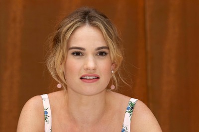 Lily James Poster 3737838