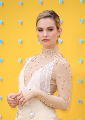 Lily James Poster 3857581