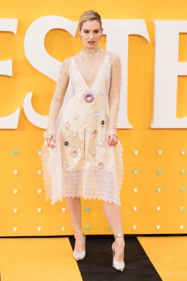 Lily James Poster 3857582