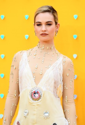 Lily James Poster 3857591