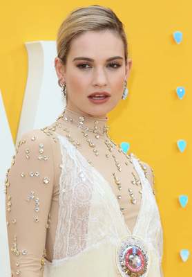 Lily James Poster 3857593