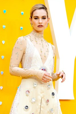 Lily James Poster 3857605
