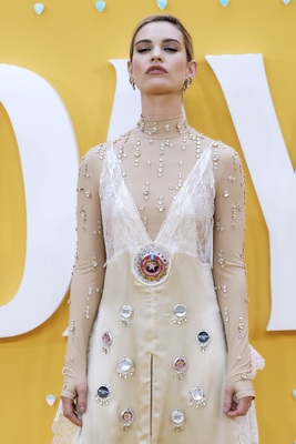 Lily James Poster 3857627