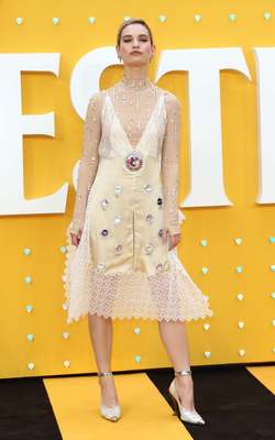 Lily James Poster 3857628