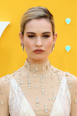 Lily James Poster 3857649
