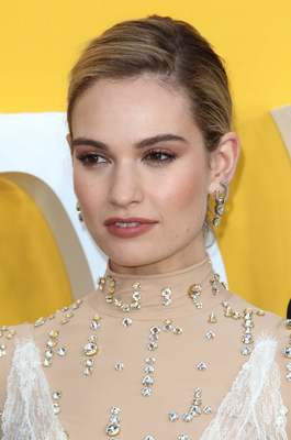 Lily James Poster 3857672