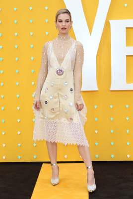 Lily James Poster 3857682