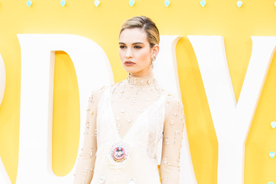 Lily James Poster 3877704