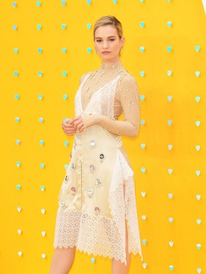 Lily James Poster 3877743