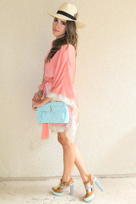 Louise Roe Poster 2127488