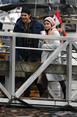 Lucy Hale Poster 2805686