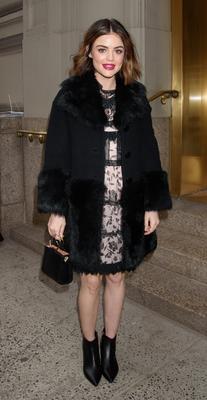 Lucy Hale Poster 3073608